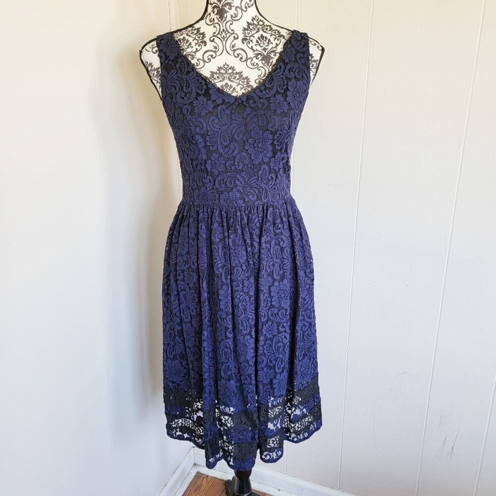 Carmen Marc Valvo Luxe Fit & Flare Midi Dress